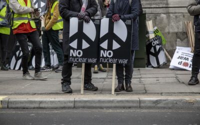 Más cerca de la guerra nuclear. Por favor, paren la escalada